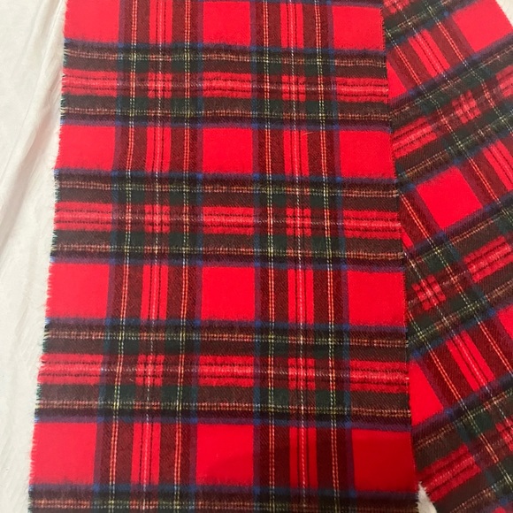 Steward Royal Wool Scarf - Picture 2 of 10